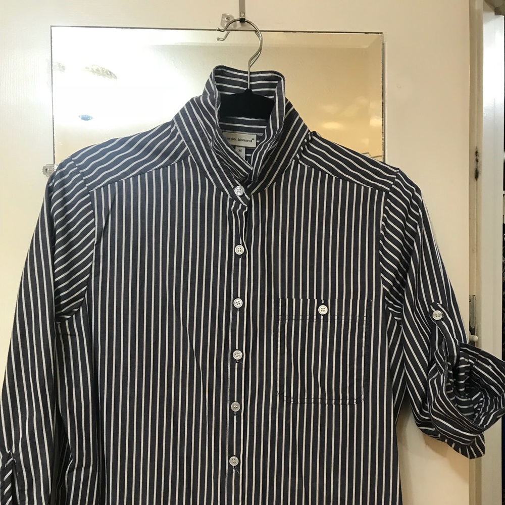 Have Benard bottom down shirt 👕 stripe shirt